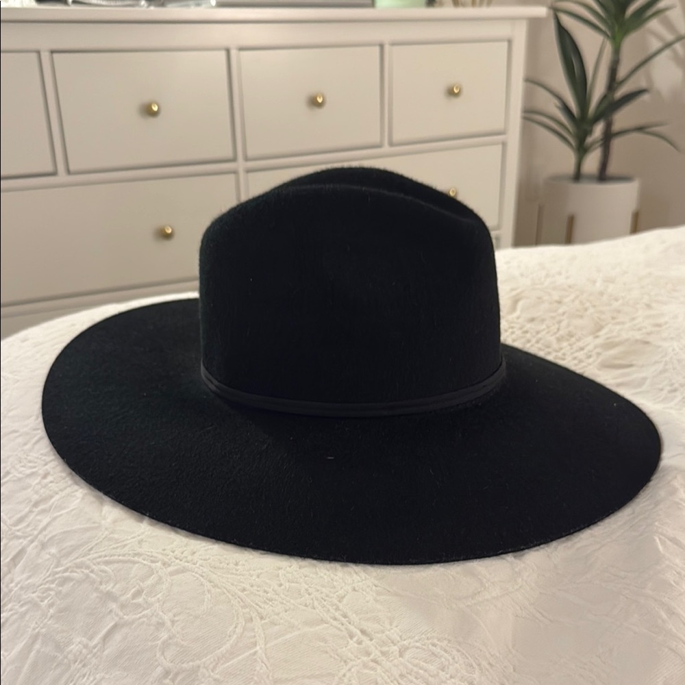 Brand New Classic Black Women's Hat